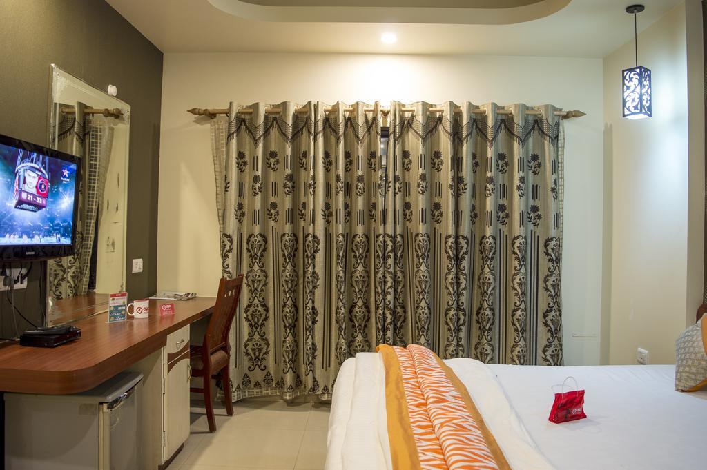 Hotel Rajlaxmi Bhopal Kamer foto