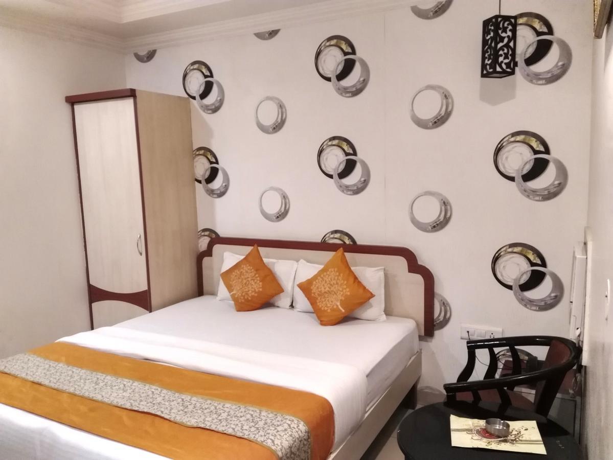 Hotel Rajlaxmi Bhopal Buitenkant foto