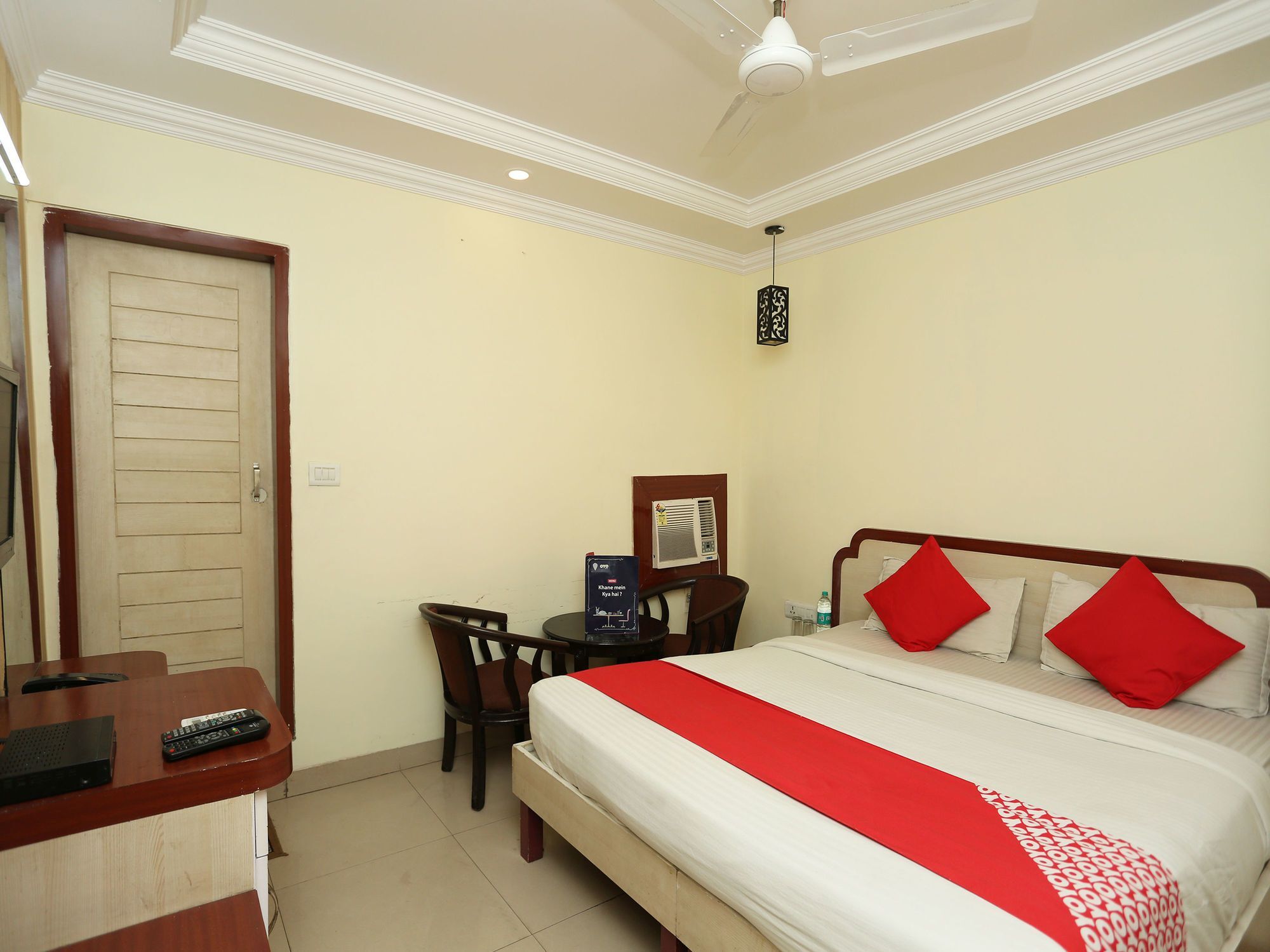 Hotel Rajlaxmi Bhopal Buitenkant foto