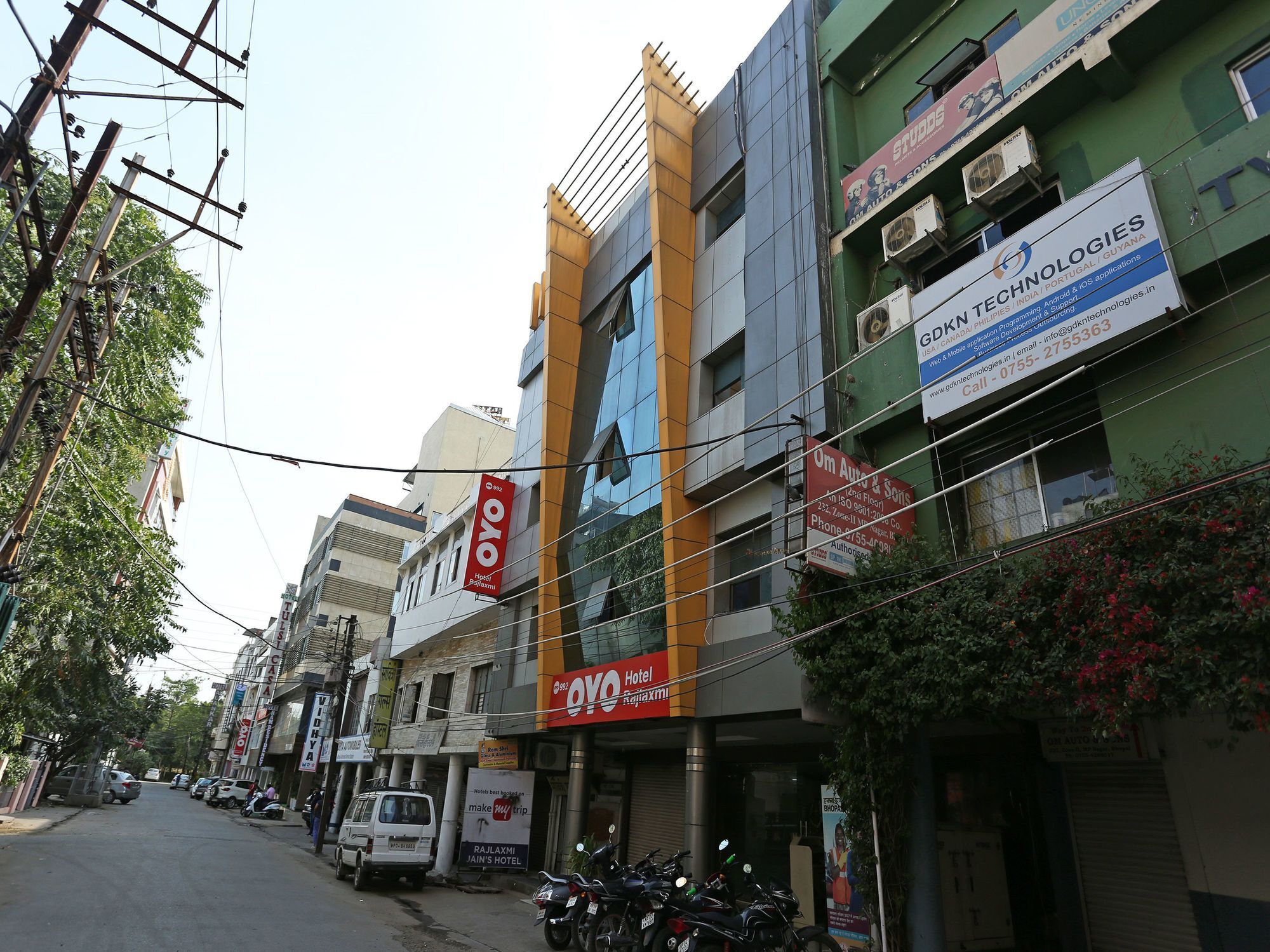 Hotel Rajlaxmi Bhopal Buitenkant foto